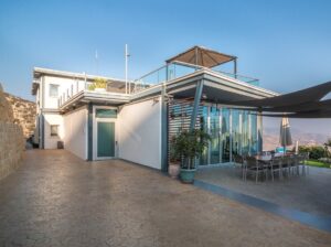 Luxury pluse Beachfront House for Sale, 4 Bed Ocean View Private Pool and Parking
